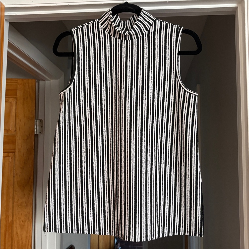Cable & Gauge Monochrome Striped Top